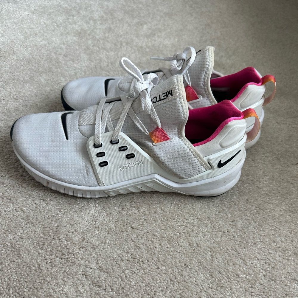 Nike Metcon pink and orange!